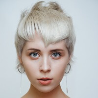 dizainvolos.ru дизайн волос - женская модельная креативная стрижка на короткие волосы, блондинка
