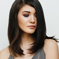 dizainvolos.ru дизайн волос - брюнетка азиатские волосы стрижка на среднюю длину 