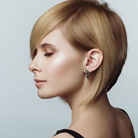 dizainvolos.ru дизайн волос - женская модельная стрижка на средние волосы боб блондинка