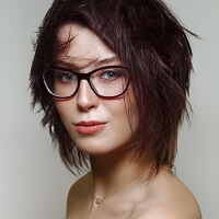 dizainvolos.ru дизайн волос - женская стрижка на средние волосы, каре, боб,хвосты, очки, английская школа