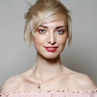 dizainvolos.ru дизайн волос - женская стрижка на средние волосы, каре, боб,хвосты, английская школа