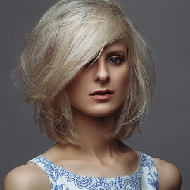 dizainvolos.ru дизайн волос - женская модельная стрижка на средние волосы блондинка